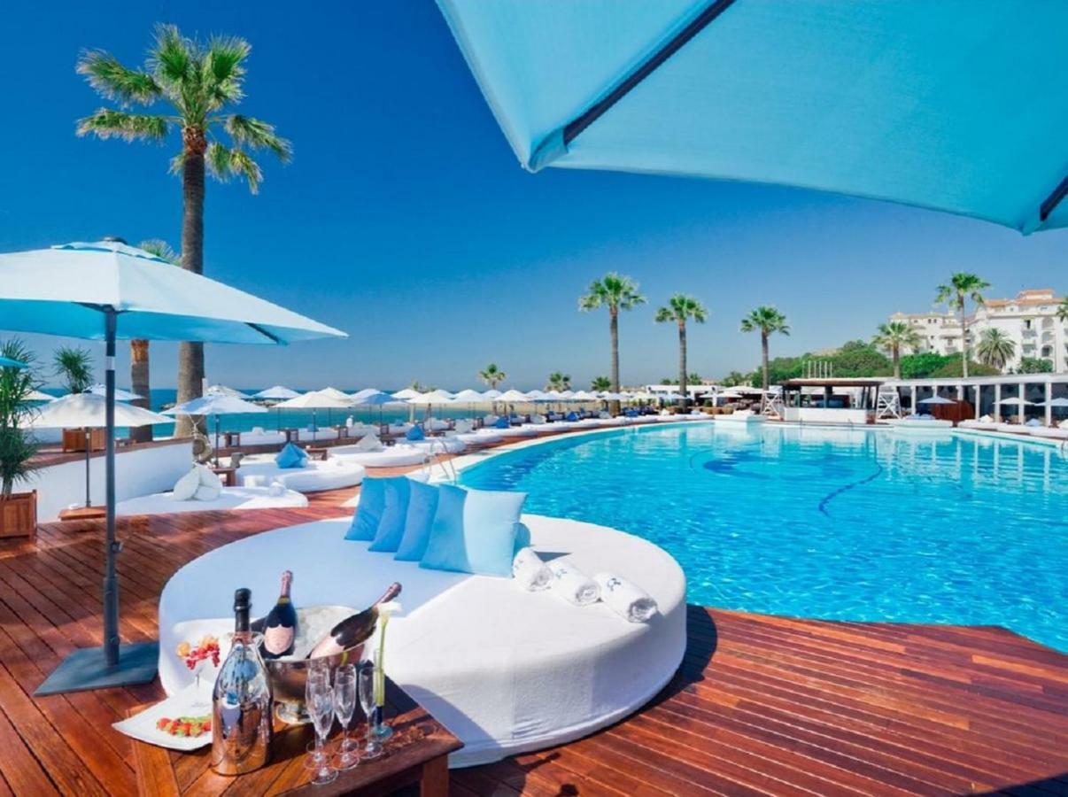 Beachfront Luxury Residence, Playas Del Duque, Puerto Banus, 马尔韦利亚 外观 照片